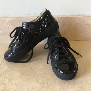 CHANEL SNEAKERS